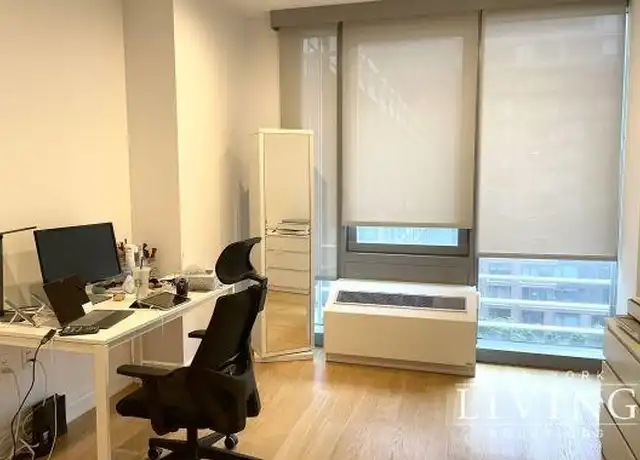 Property at 550 W 54th St Unit 912, New York, NY, 10019, 0 beds, 1 bath, [object Object]
