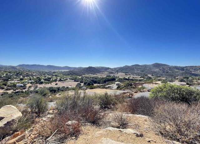 Photo of 12465 Hillpoint Ct, Valley Center, CA 92082
