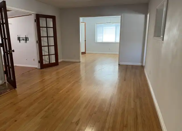 Property at 260 Arnett Ave, Ventura, CA, 93003, 4 beds, 2 baths, [object Object]