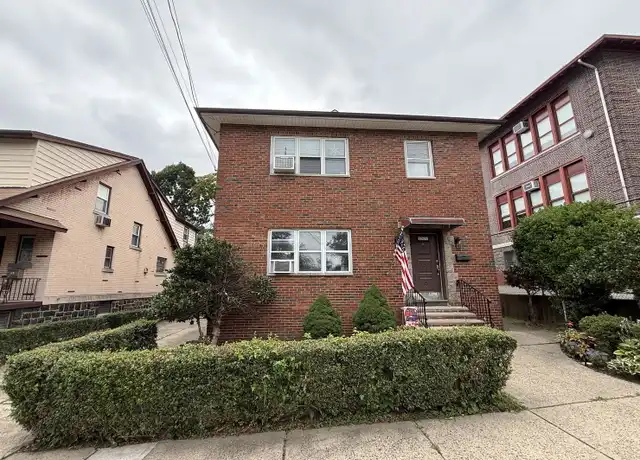 Property at 266 Lawton Ave Unit 1, Cliffside Park, NJ, 07010, 3 beds, 1 bath, [object Object]