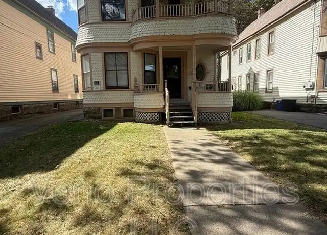 Property at 1075 Park Ave Unit 1, Schenectady, NY, 12308, 3 beds, 1 bath, [object Object]