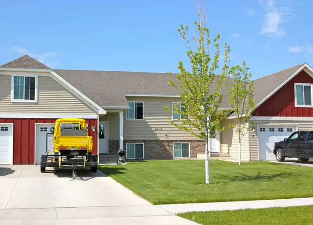 Property at 2816 15th Ave NW Unit D, Minot, ND, 58703, 2 beds, 1 bath, [object Object]