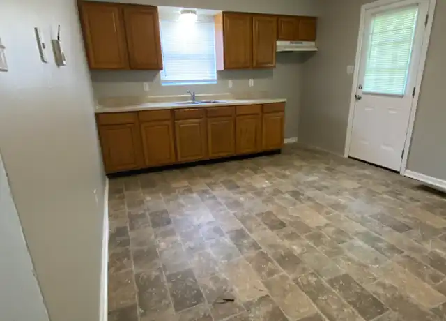Property at 1877 Costigan Dr, Lexington, KY, 40511, 3 beds, 1 bath, [object Object]