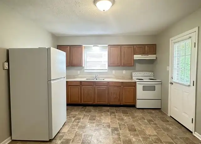 Property at 1877 Costigan Dr, Lexington, KY, 40511, 3 beds, 1 bath, [object Object]