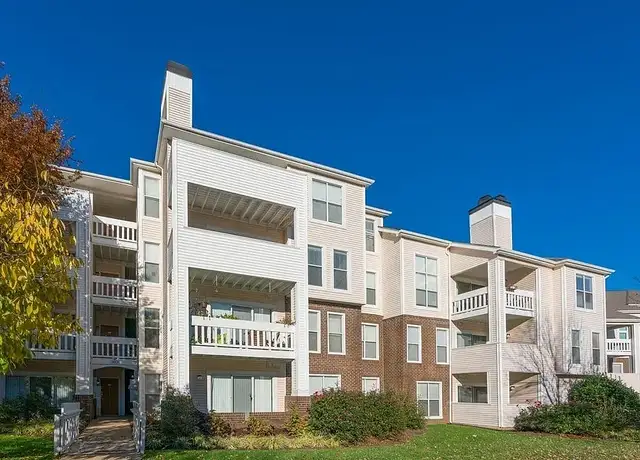 Photo of 100 Red Fox Ln, Newark, DE 19711