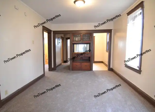 Property at 112 Nicholson St Unit 3, Joliet, IL, 60435, 3 beds, 1 bath, [object Object]