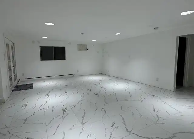 Property at 1110 William St, Hewlett, NY, 11557, 1 bed, 1 bath, [object Object]