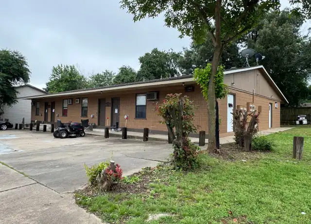 Property at 1000 Utica St #7, Fort Smith, AR, 72901, 1 bed, 1 bath, [object Object]