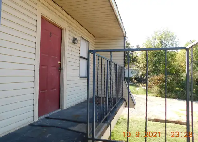 Property at 1706 S R St Unit 1706-3, Fort Smith, AR, 72901, 2 beds, 1 bath, [object Object]