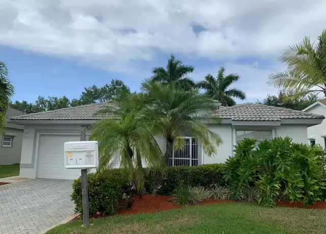 Property at 9251 Coachhouse Ln, Estero, FL, 33928, 2 beds, 2 baths, [object Object]