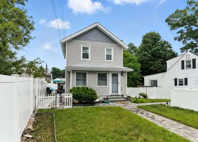 Property at 8 Earnshaw St, West Roxbury, MA, 02132, 2 beds, 2 baths, [object Object]