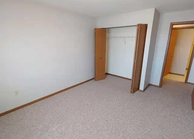 Property at 212 Seippel Blvd Unit 106, Beaver Dam, WI, 53916, 2 beds, 1 bath, [object Object]