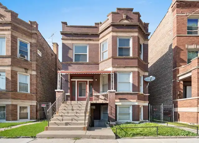 Property at 4116 W Cermak Rd Unit 2, Chicago, IL, 60623, 2 beds, 1 bath, [object Object]