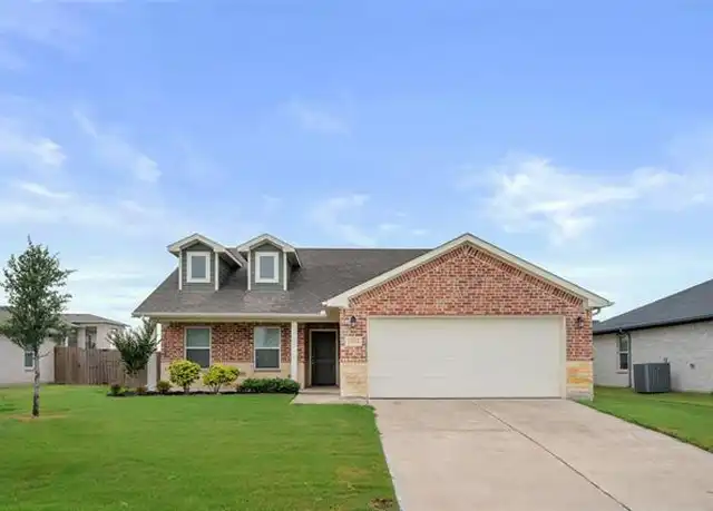 Property at 1104 Silverton Dr, Sherman, TX, 75092, 3 beds, 2 baths, [object Object]