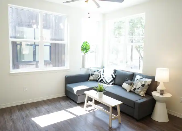 Property at 7210 N Burlington Ave Unit 203, Portland, OR, 97203, 2 beds, 1.5 baths, [object Object]