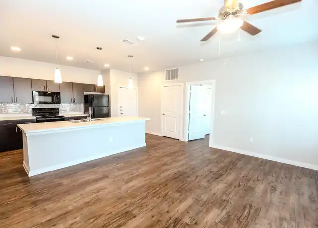 Property at 7410 Heuermann Rd Unit 4201, San Antonio, TX, 78256, 3 beds, 2 baths, [object Object]