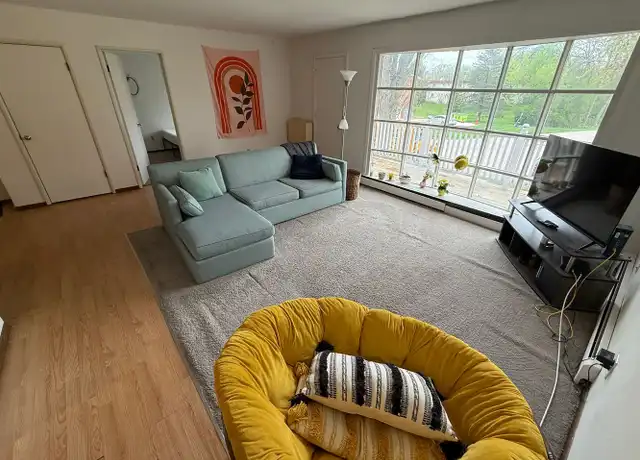 Property at 235 Williamsburg Dr Unit 5, Thiensville, WI, 53092, 3 beds, 1 bath, [object Object]