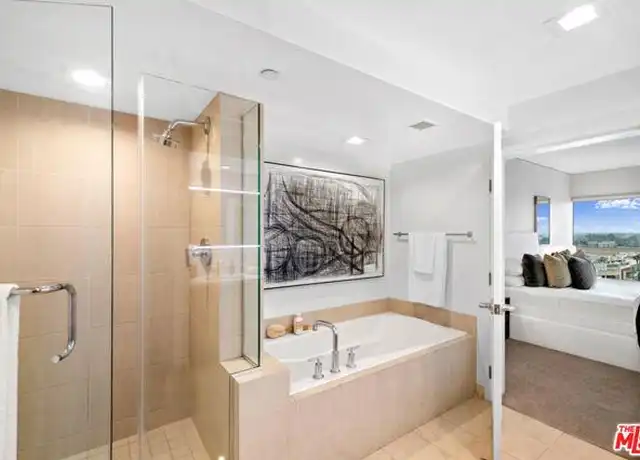 Property at 13650 Marina Pointe Dr #1409, Marina del Rey, CA, 90292, 2 beds, 3 baths, [object Object]