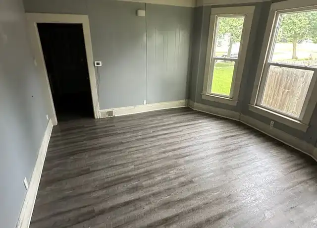 Property at 415 N 2nd St, Elkhart, IN, 46516, 1 bed, 1 bath, [object Object]
