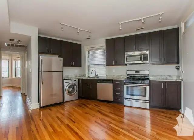 Property at 2229 W Wilson Ave, Chicago, IL, 60625, 2 beds, 1 bath, [object Object]