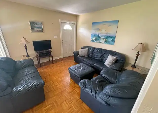 Property at 10 Tangelo Ct, Lehigh Acres, FL, 33936, 2 beds, 2 baths, [object Object]