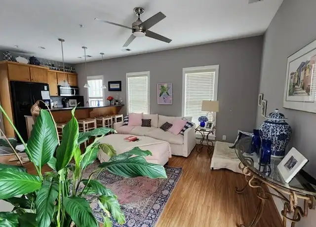 Property at 10606 Norton Commons Walk Unit 1, Prospect, KY, 40059, 2 beds, 1.5 baths, [object Object]
