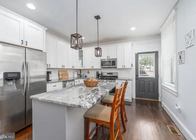 Property at 600 S Eaton St, Baltimore, MD, 21224, 4 beds, 3 baths, [object Object]