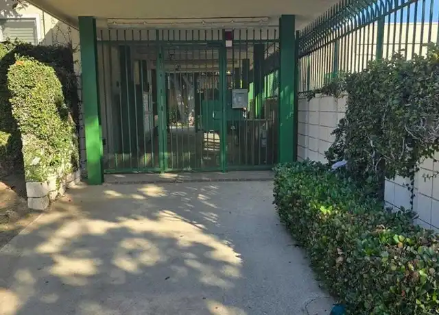 Property at 3200 S Sepulveda Blvd Unit K31, Los Angeles, CA, 90034, 2 beds, 1 bath, [object Object]