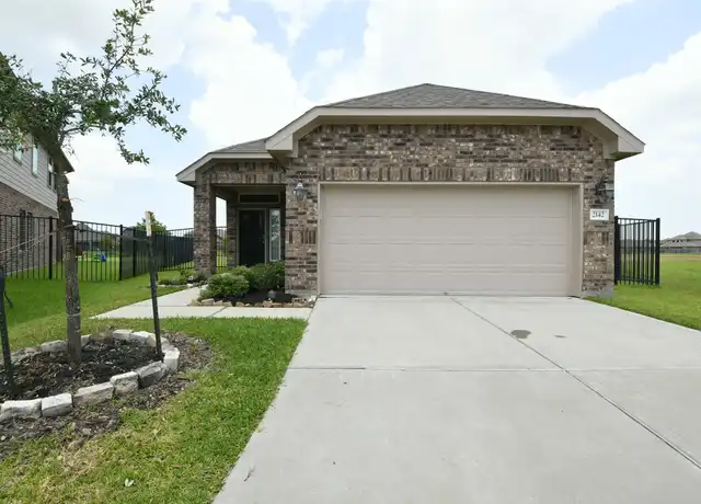Property at 2142 Open Prairie Dr, La Marque, TX, 77568, 3 beds, 2 baths, [object Object]