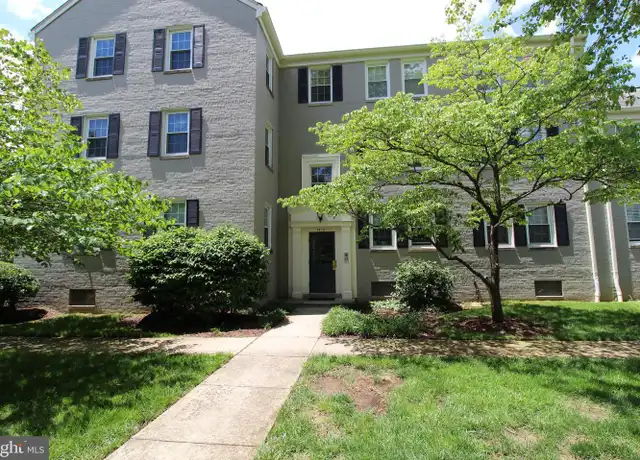 Property at 1413 Belle View Blvd Unit C2, Alexandria, VA, 22307, 2 beds, 1 bath, [object Object]