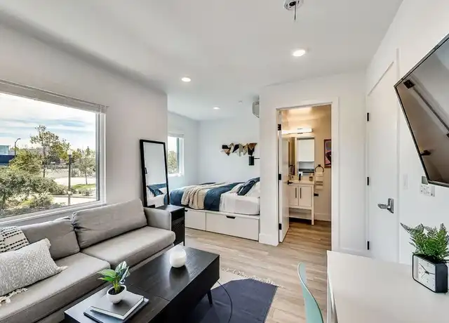 Property at 1703 Mandela Pkwy Unit A, Oakland, CA, 94607, 0 beds, 1 bath, [object Object]