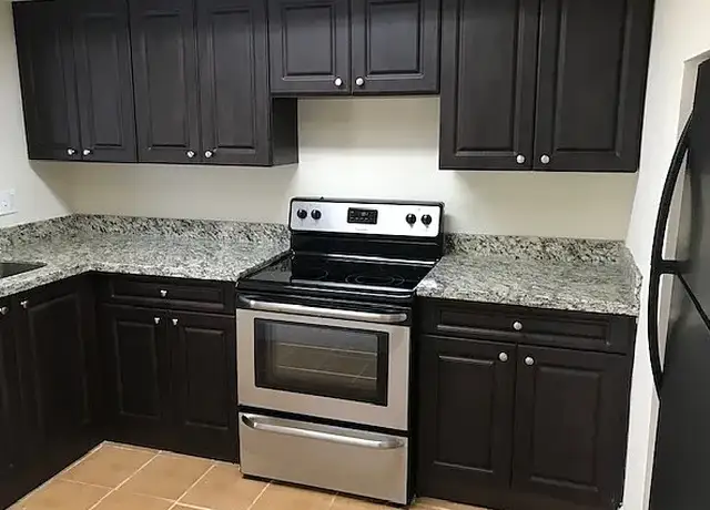 Photo of 5990 NW 16th Pl, Sunrise, FL 33313