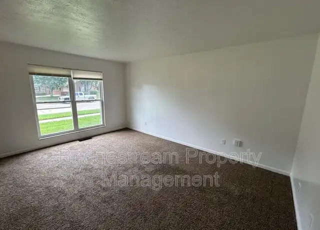 Property at 955 Taylorsview Dr, Vandalia, OH, 45377, 2 beds, 1.5 baths, [object Object]