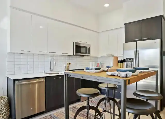 Property at 1907 Q St, Sacramento, CA, 95811, 1 bed, 1 bath, [object Object]