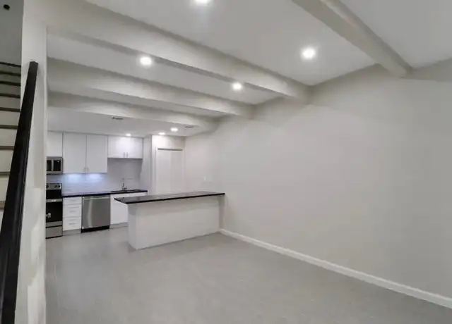 Property at 5929 Queensloch Dr #111, Houston, TX, 77096, 1 bed, 1 bath, [object Object]