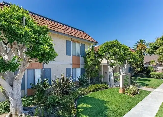 Property at 241 Avocado St, Costa Mesa, CA, 92627, 1 bed, 1 bath, [object Object]