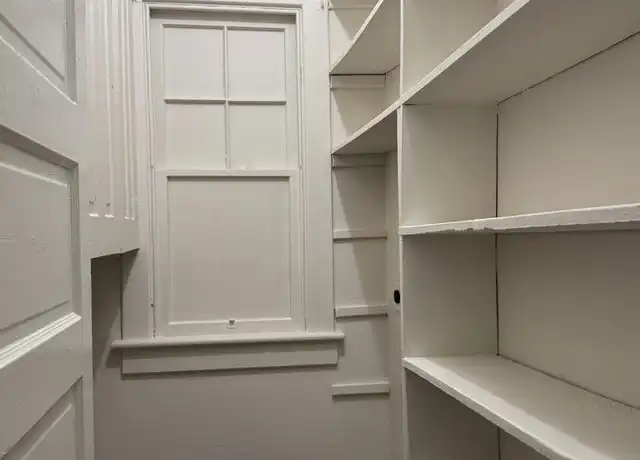 Property at 920 Hamilton Blvd Apt 3, Hagerstown, MD, 21742, 2 beds, 1 bath, [object Object]