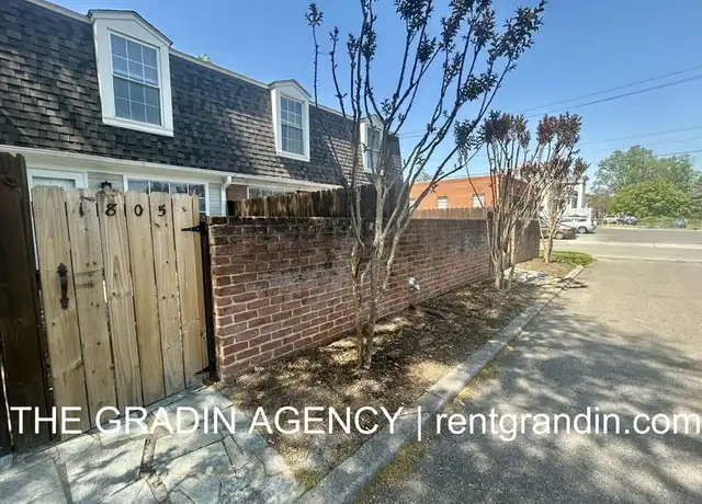 Property at 1805 Grandin Rd SW, Roanoke, VA, 24015, 2 beds, 1.5 baths, [object Object]