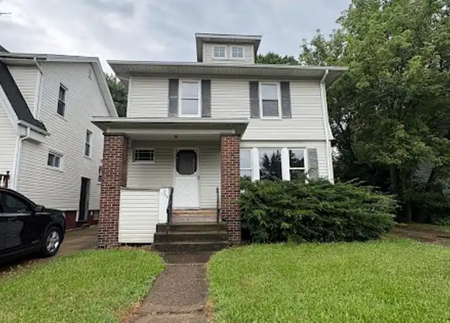 Property at 1326 Cottage Pl NW, Canton, OH, 44703, 3 beds, 1 bath, [object Object]