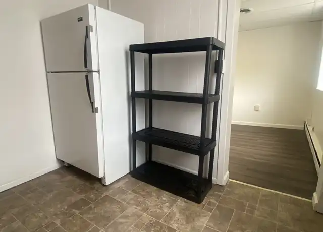Property at 458 High St Unit 3, Morgantown, WV, 26505, 2 beds, 1 bath, [object Object]