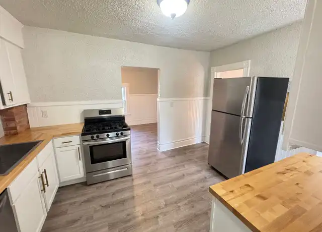 Property at 716 Jackson St NW Unit 2, Grand Rapids, MI, 49504, 2 beds, 1 bath, [object Object]