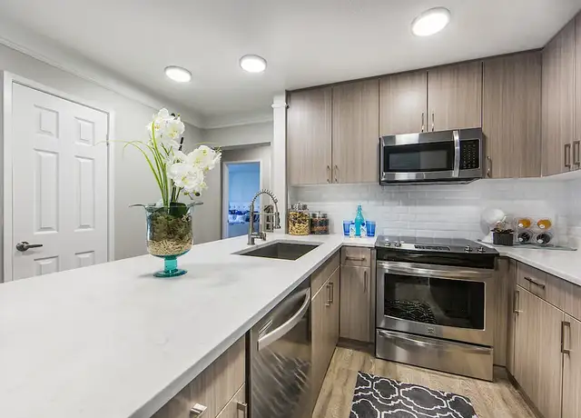 Photo of 6600 Beachview Dr, Rancho Palos Verdes, CA 90275