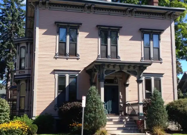 Property at 139 Phila St Unit 1, Saratoga Springs, NY, 12866, 2 beds, 1 bath, [object Object]