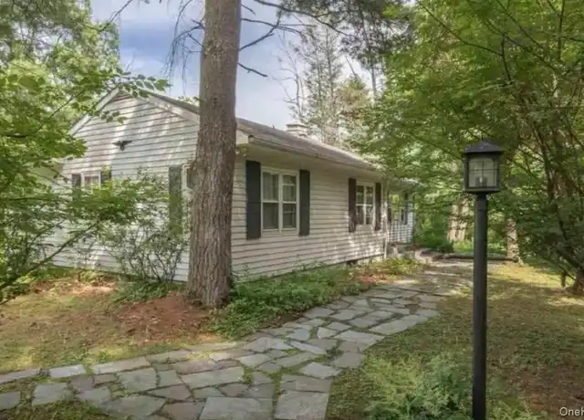 Property at 489 Mill Rd, Rhinebeck, NY, 12572, 2 beds, 1 bath, [object Object]