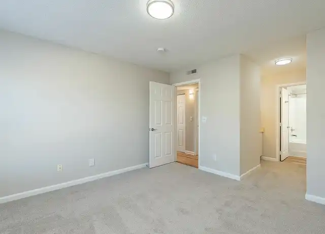 Property at One Wilcox Place - 650 N Wilcox Dr, Kingsport, TN, 37660, 2 beds, 2 baths, [object Object]