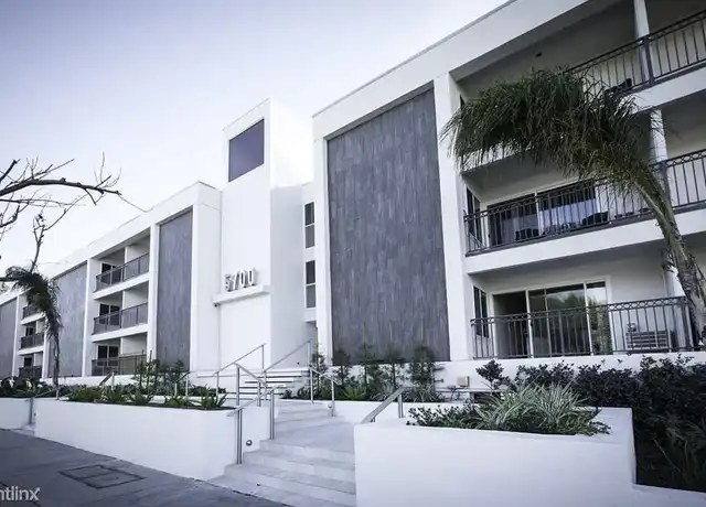 Property at Miracle Mile Terrace - 5700 W Olympic Blvd, Los Angeles, CA, 90036, 1 bed, 1 bath, [object Object]