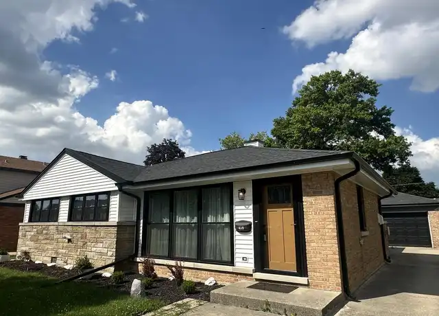 Property at 439 N Highview Ave, Elmhurst, IL, 60126, 3 beds, 1 bath, [object Object]