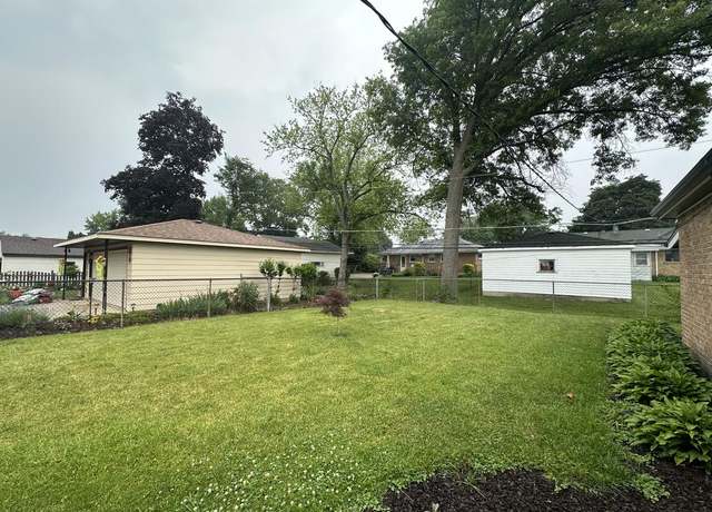 Photo of 439 N Highview Ave, Elmhurst, IL 60126
