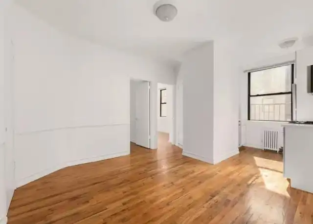 Property at 149 Sullivan St, New York, NY, 10012, 2 beds, 1 bath, [object Object]