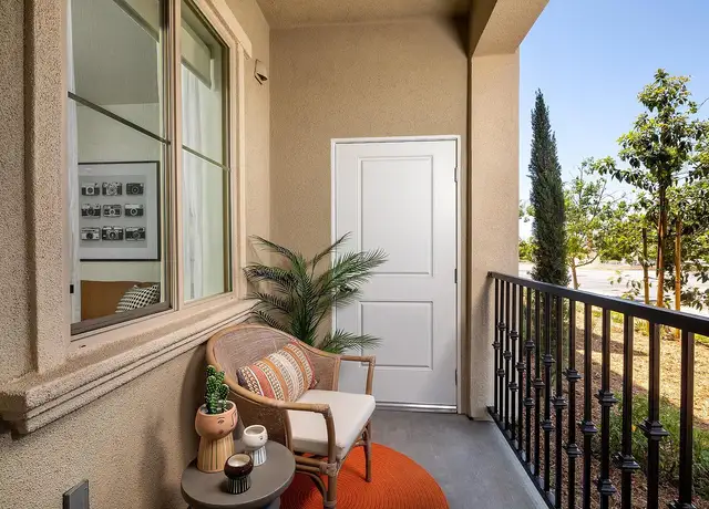 Photo of 1692 Sycamore Dr, Simi Valley, CA 93065